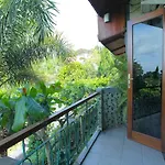 Oyo 510 Wisma Joglo Hotel