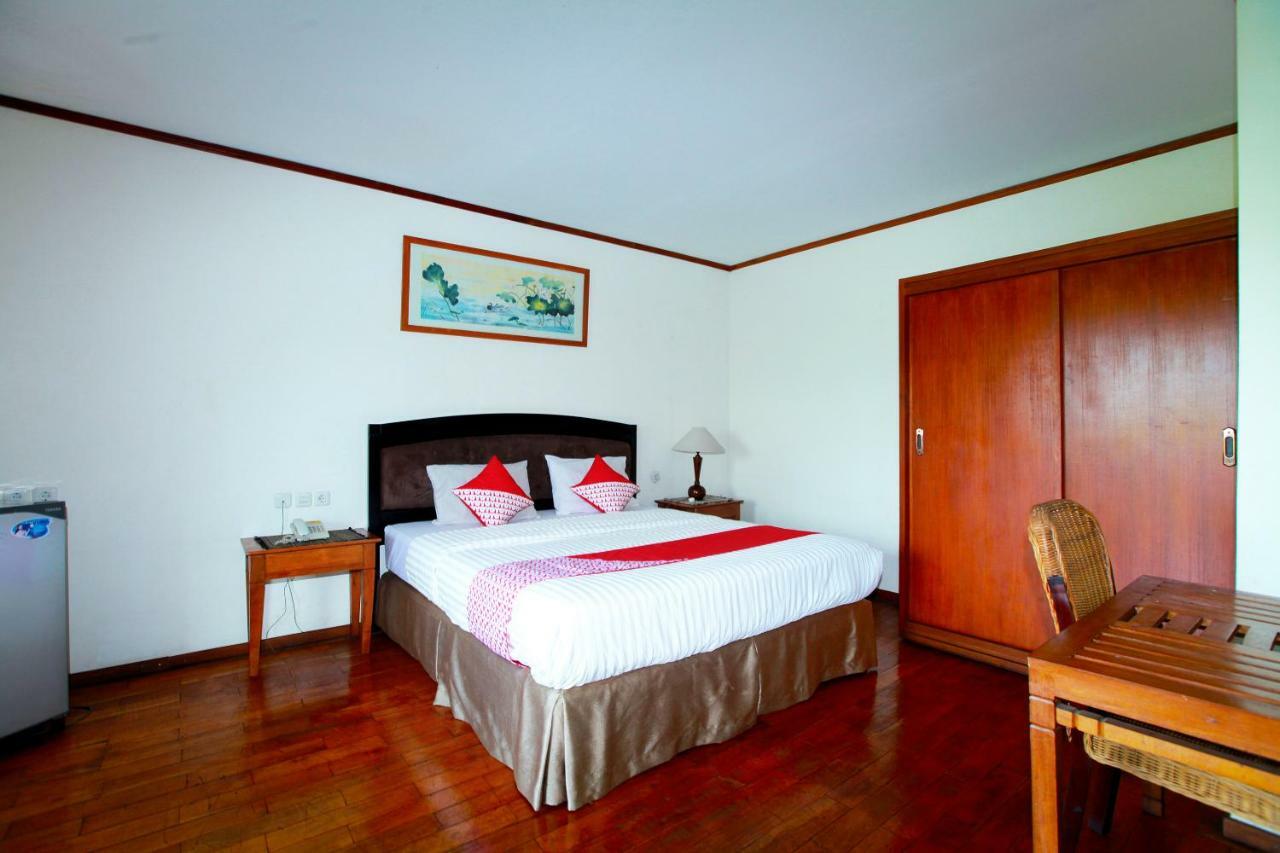 Oyo 510 Joglo Hotel Bandung